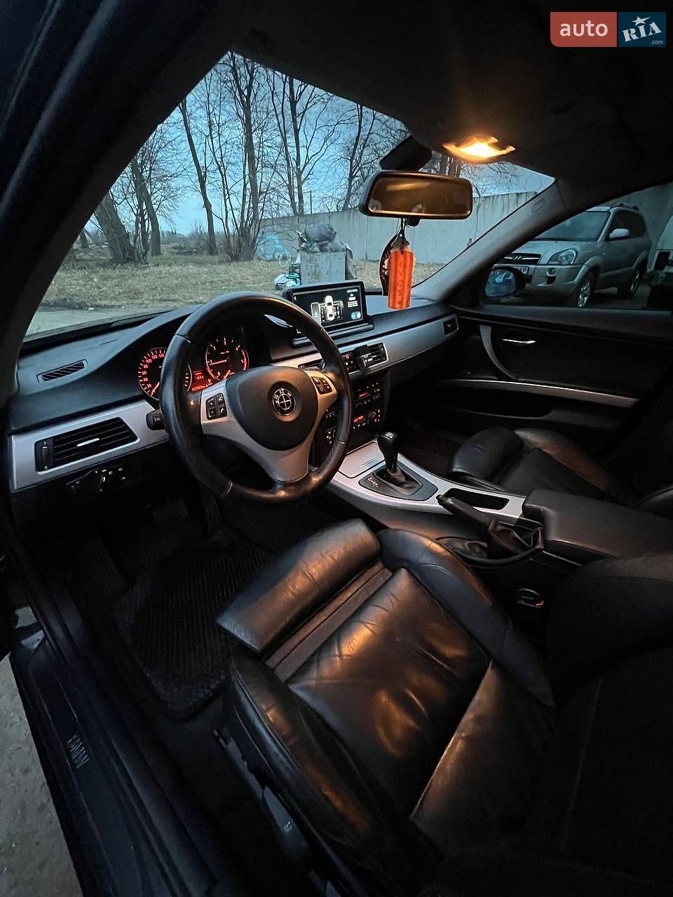 BMW 3 Series 2006 VIN WBAVU31080KZ07753 фото оголошення 10 з 15