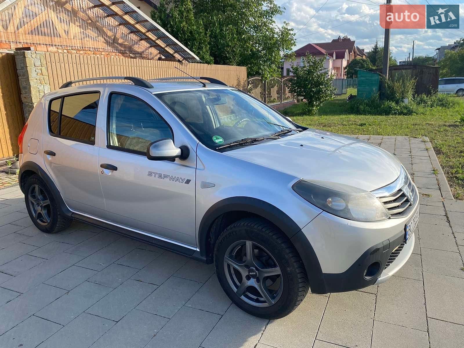 Dacia Sandero StepWay 2010 VIN UU1BSDAFK43401545 фото оголошення 24 з 33