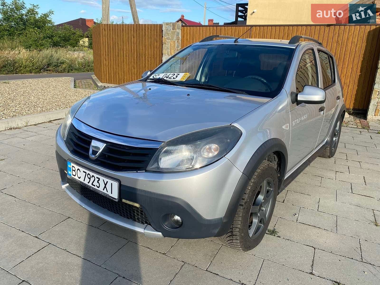 Dacia Sandero StepWay 2010 VIN UU1BSDAFK43401545 фото оголошення 28 з 33