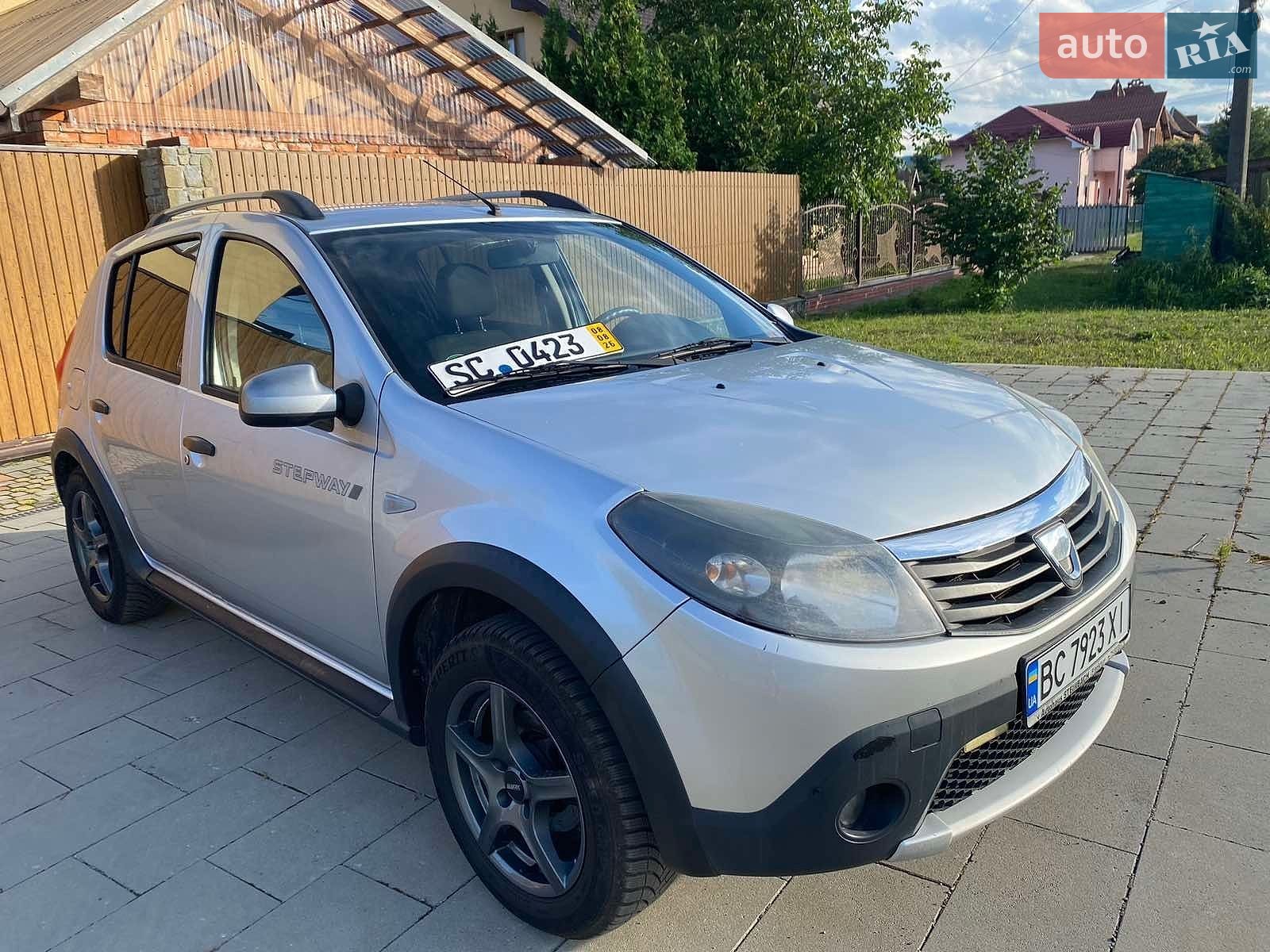 Dacia Sandero StepWay 2010 VIN UU1BSDAFK43401545 фото оголошення 31 з 33
