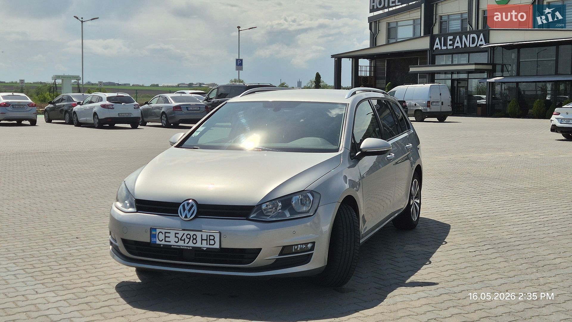 Volkswagen Golf 2014 VIN WVWZZZAUZFP515118 фото оголошення 14 з 110