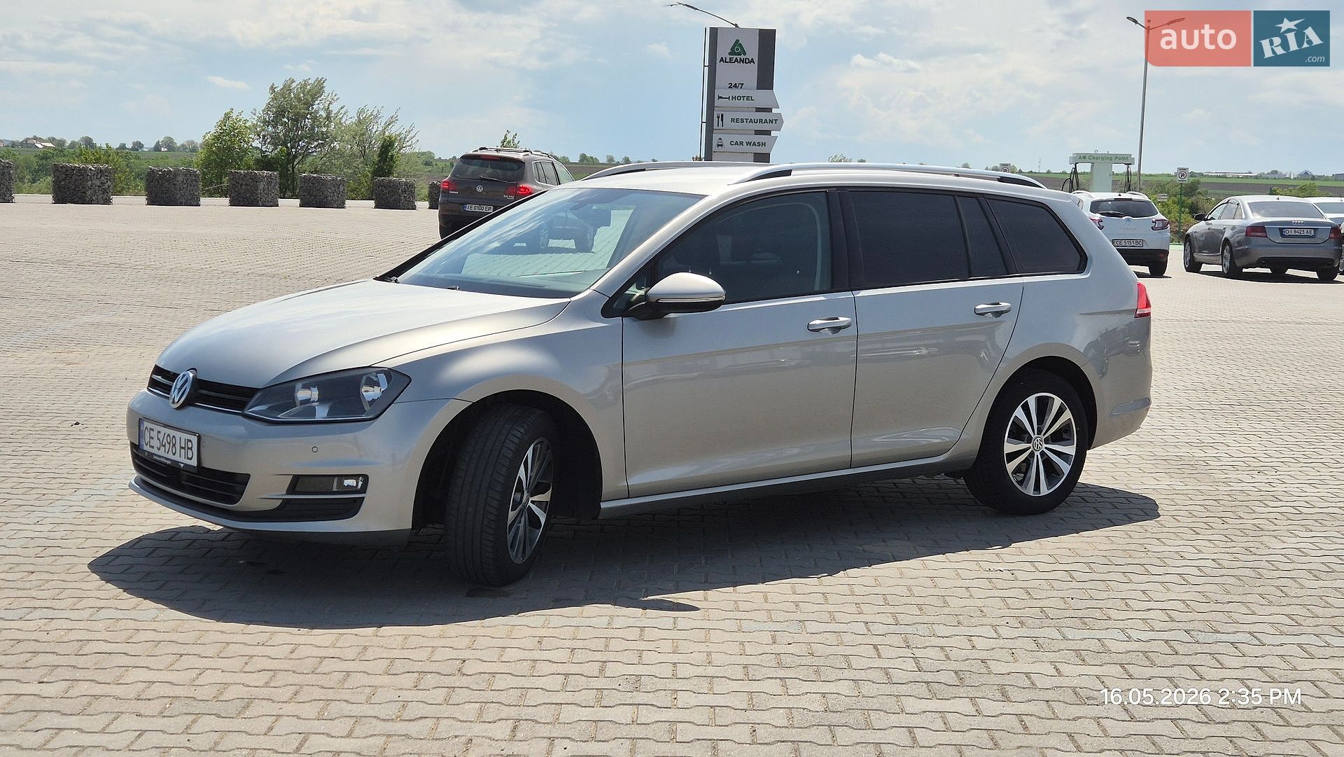 Volkswagen Golf 2014 VIN WVWZZZAUZFP515118 фото оголошення 13 з 110