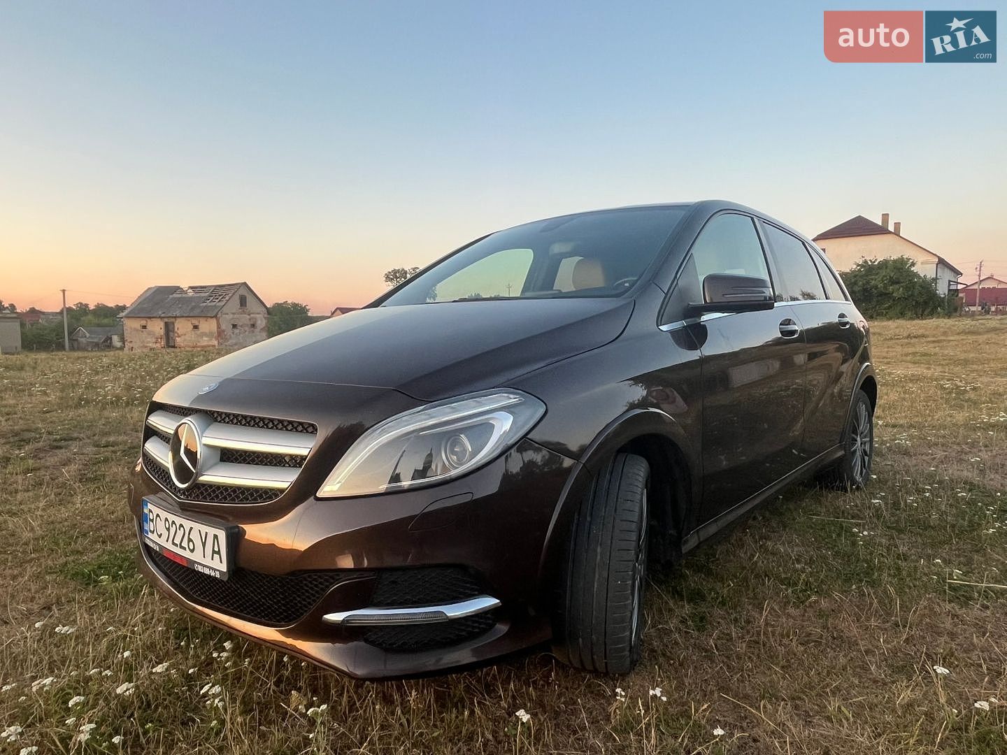 Mercedes-Benz B-Class 2016 VIN WDD2428901J013790 фото оголошення 2 з 28