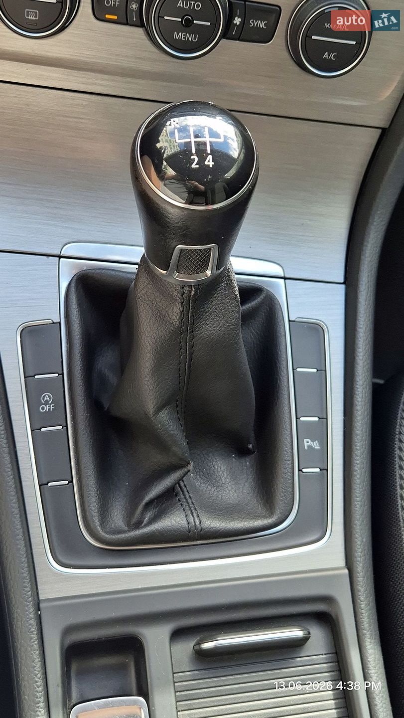Volkswagen Golf 2014 VIN WVWZZZAUZFP515118 фото оголошення 22 з 110