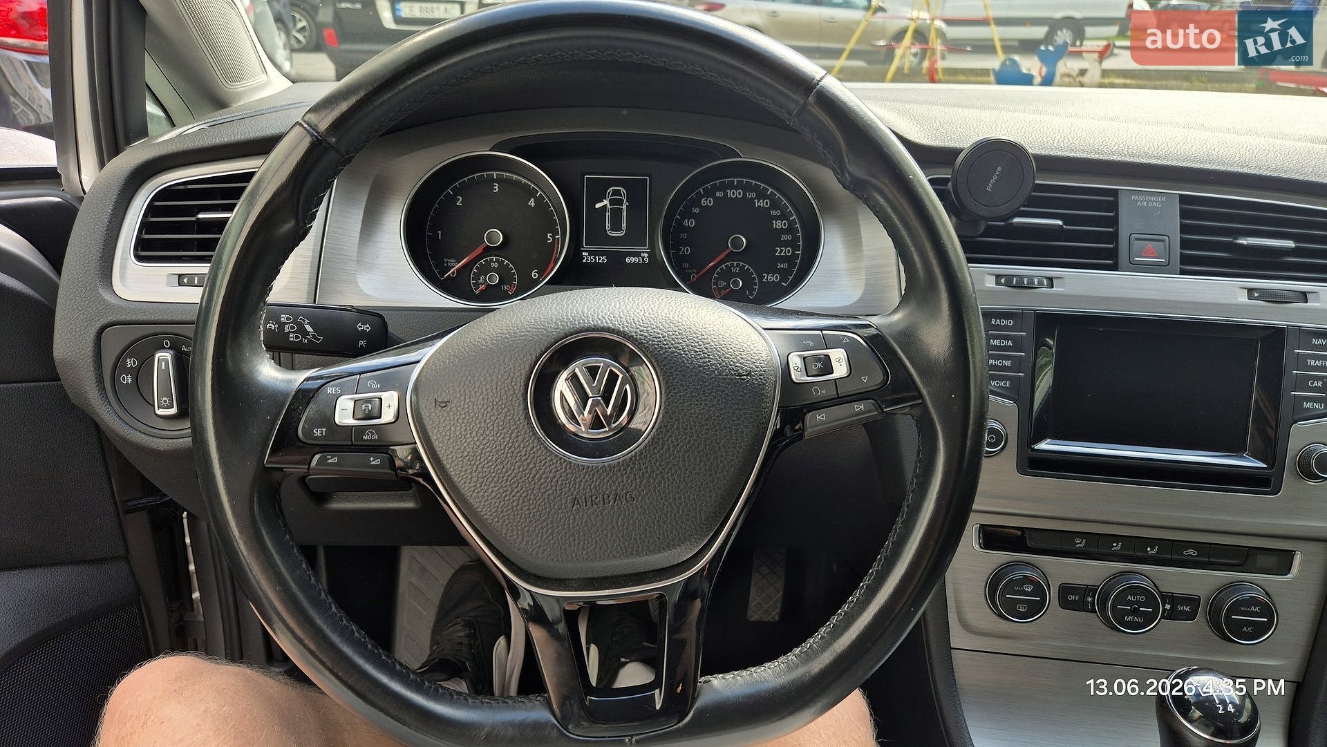 Volkswagen Golf 2014 VIN WVWZZZAUZFP515118 фото оголошення 24 з 110