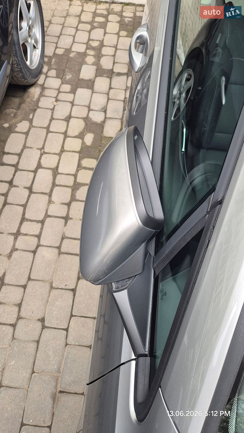Volkswagen Golf 2014 VIN WVWZZZAUZFP515118 фото оголошення 31 з 110