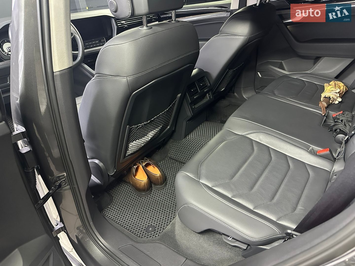 Volkswagen Touareg 2023 VIN WVGZZZCR0PD031890 фото оголошення 7 з 13