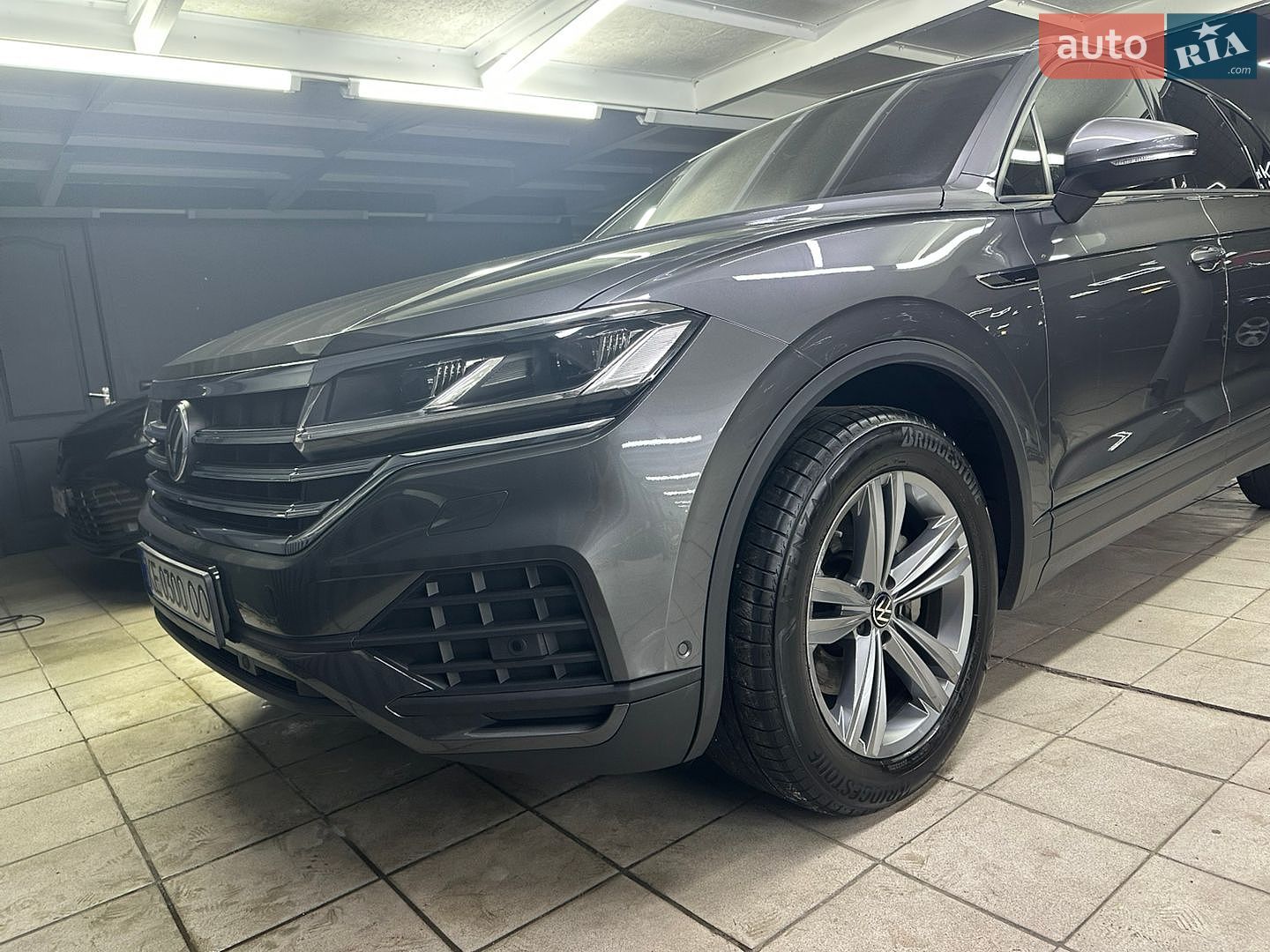Volkswagen Touareg 2023 VIN WVGZZZCR0PD031890 фото оголошення 10 з 13