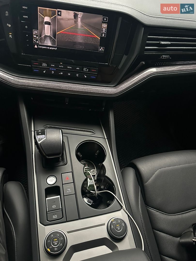 Volkswagen Touareg 2023 VIN WVGZZZCR0PD031890 фото оголошення 13 з 13
