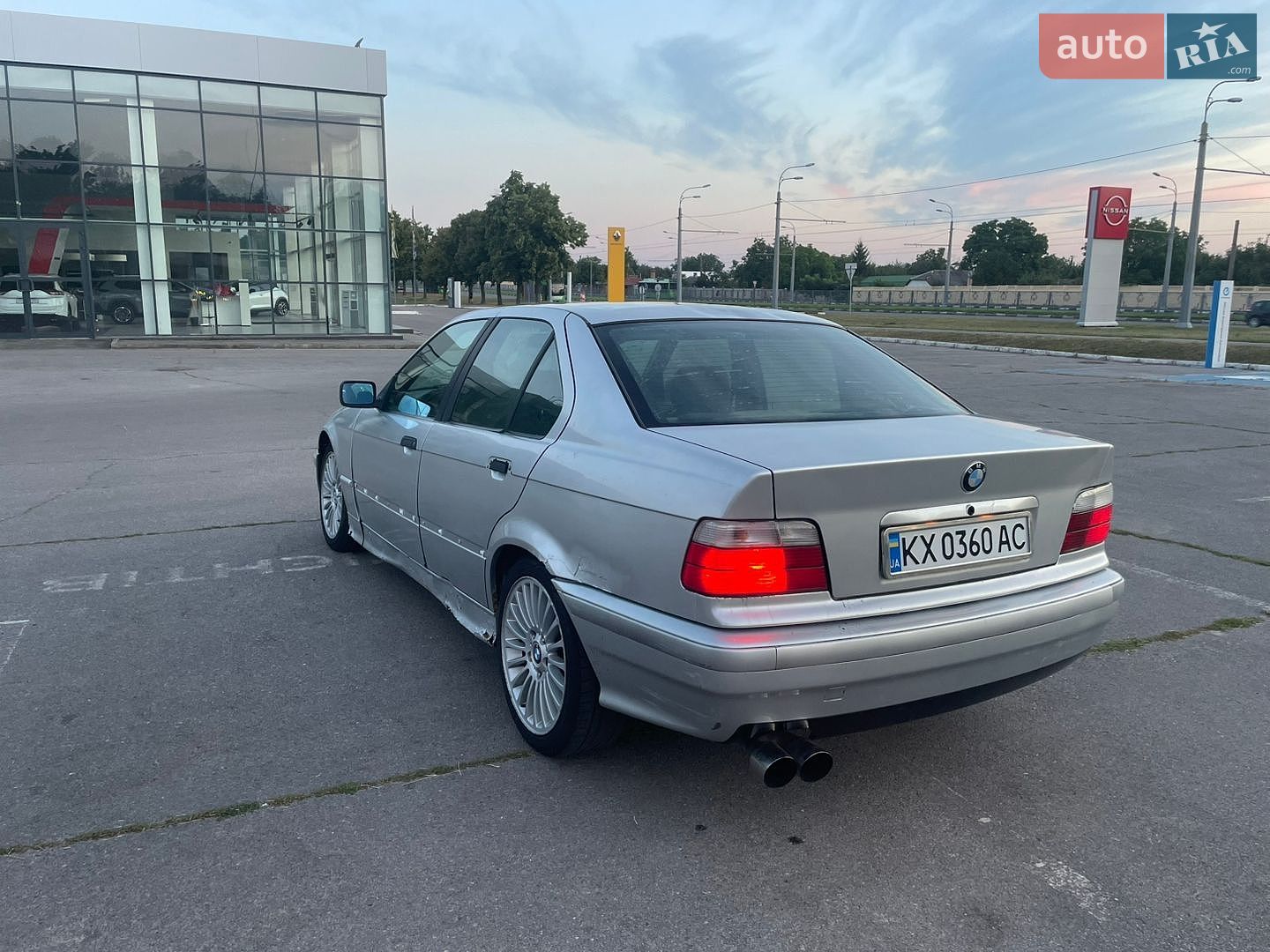 BMW 3 Series 1991 VIN WBACB31010FD59555 фото оголошення 4 з 6
