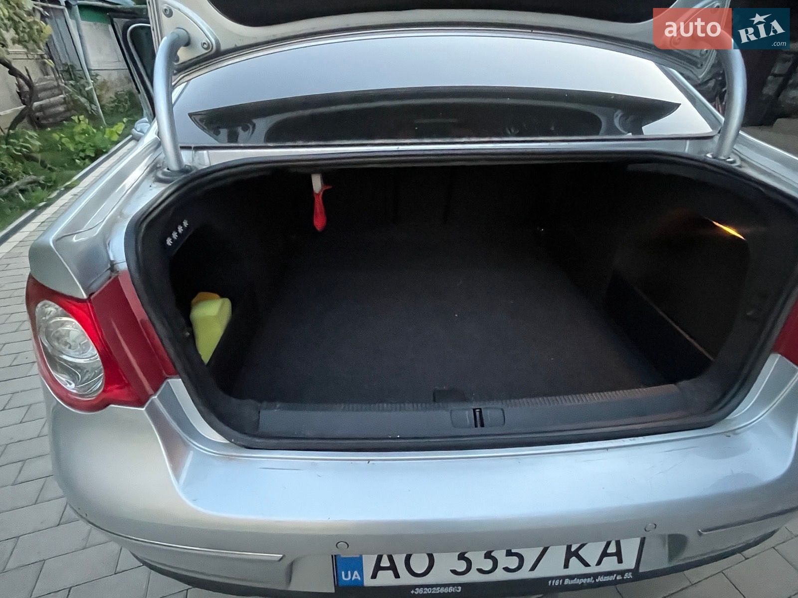 Volkswagen Passat 2005 VIN WVWZZZ3CZ6P005926 фото оголошення 8 з 12