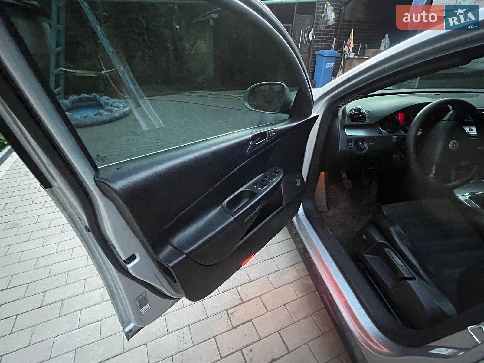 Volkswagen Passat 2005 VIN WVWZZZ3CZ6P005926 фото оголошення 9 з 12