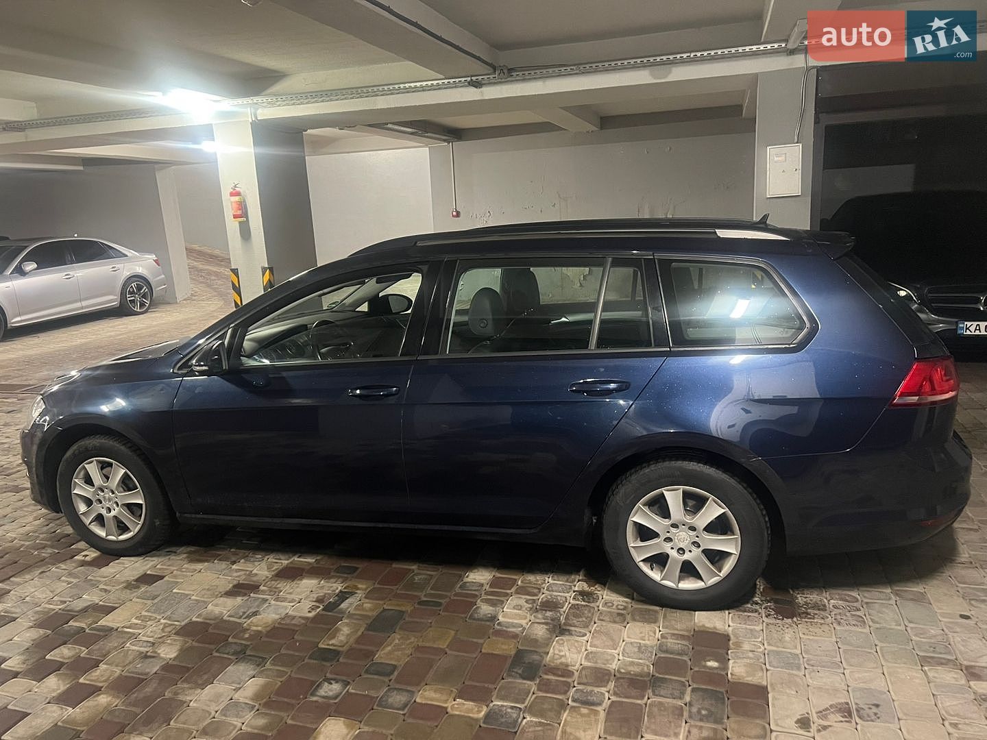Volkswagen Golf 2015 VIN WVWZZZAUZGP541875 фото оголошення 4 з 12