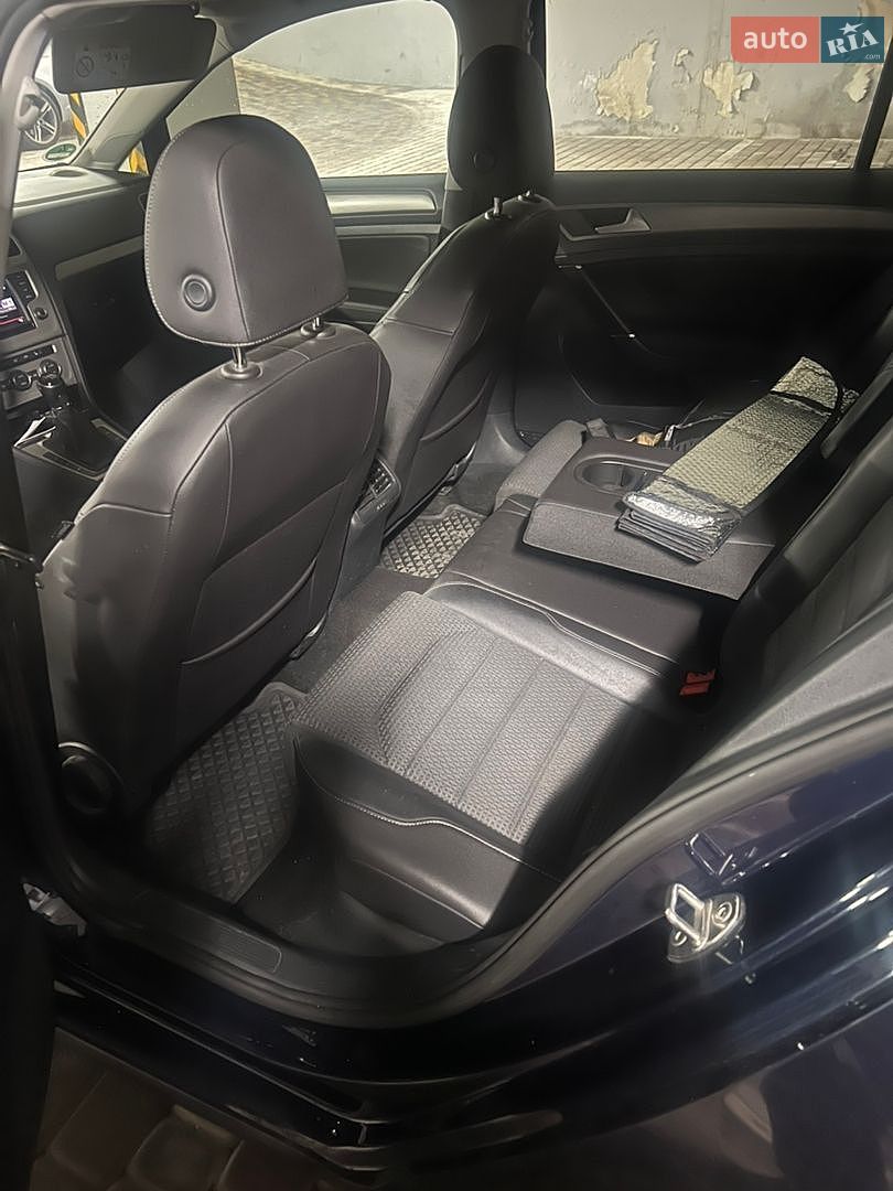 Volkswagen Golf 2015 VIN WVWZZZAUZGP541875 фото оголошення 10 з 12