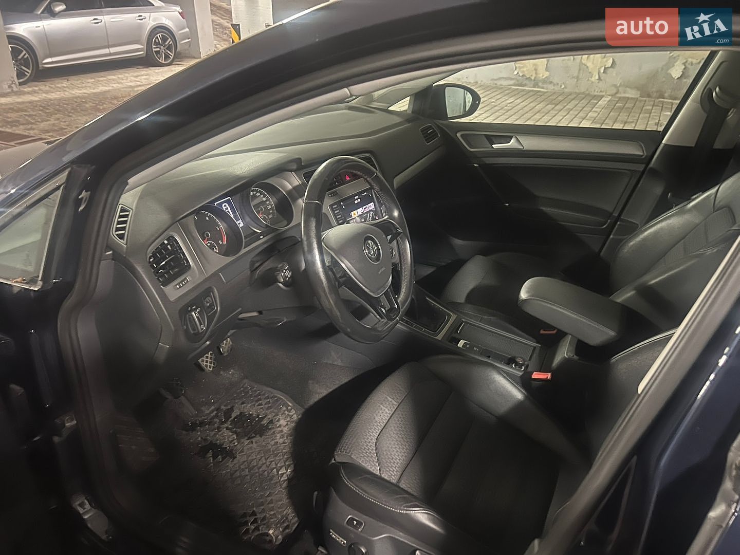 Volkswagen Golf 2015 VIN WVWZZZAUZGP541875 фото оголошення 9 з 12