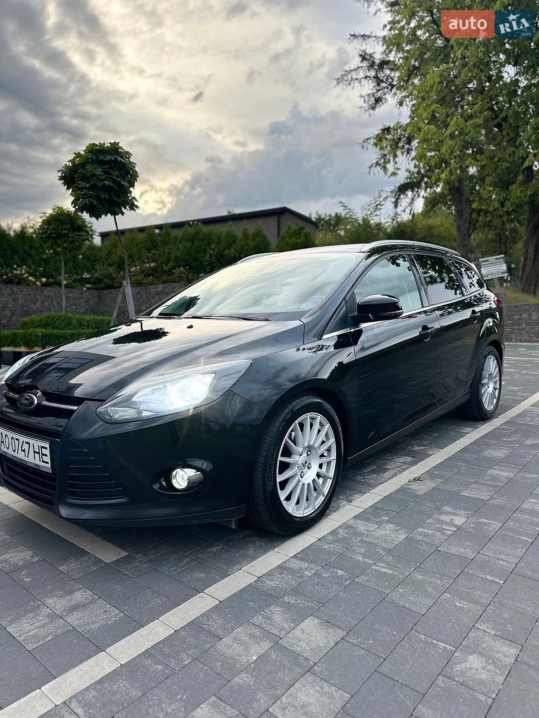 Ford Focus 2013 VIN WF0LXXGCBLDC69267 фото оголошення 3 з 44