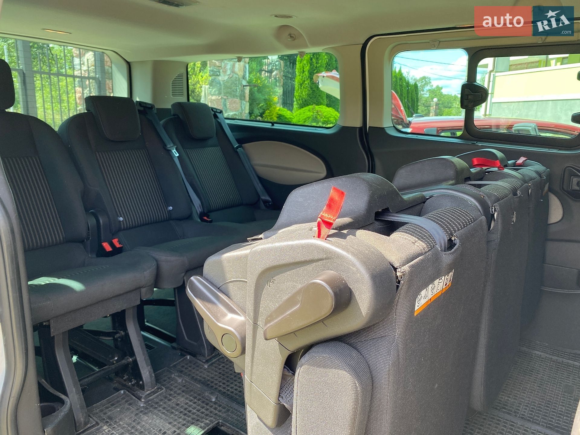 Ford Tourneo Custom 2014 VIN WF03XXTTG3EM52800 фото оголошення 26 з 28