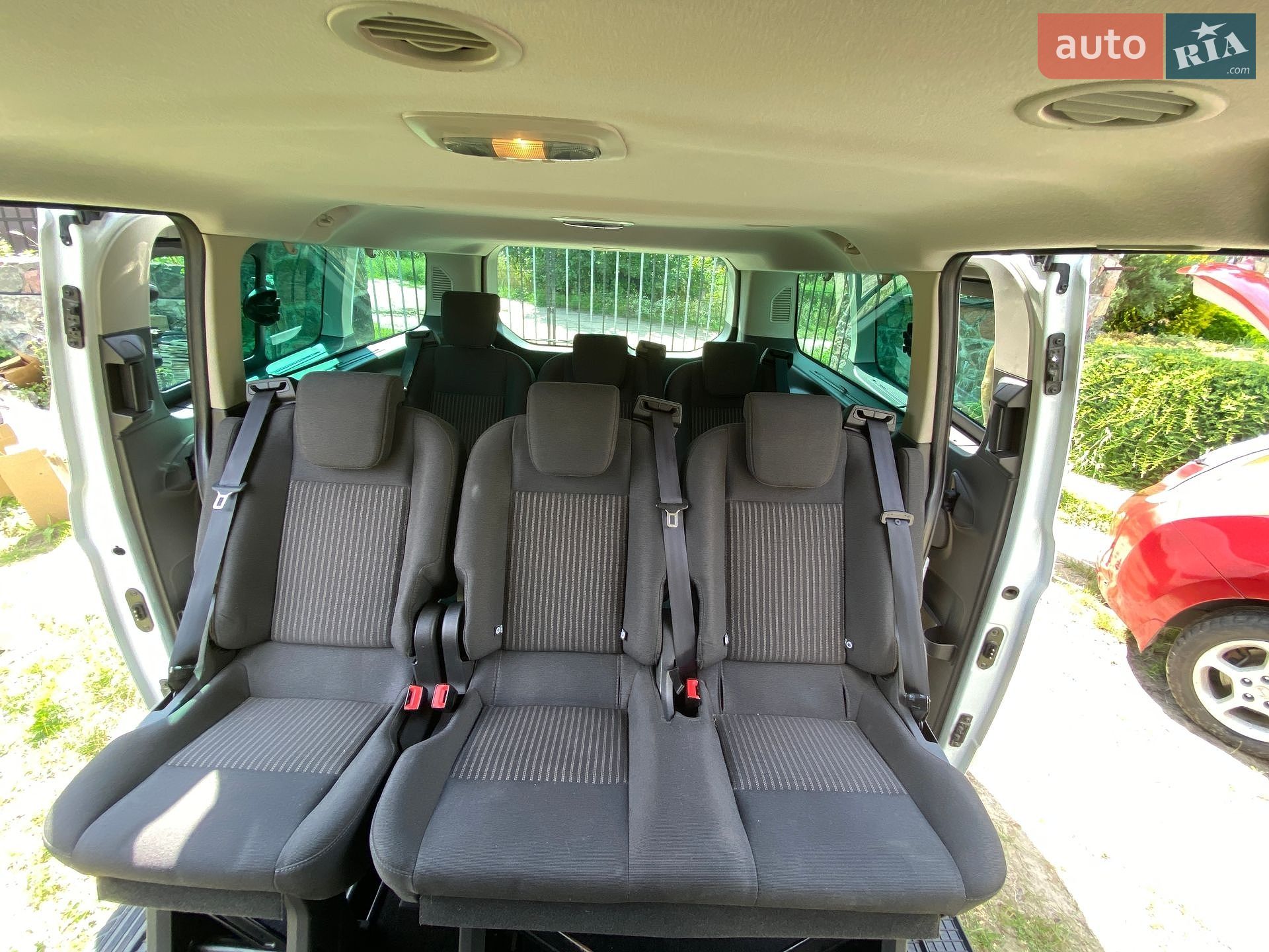 Ford Tourneo Custom 2014 VIN WF03XXTTG3EM52800 фото оголошення 28 з 28