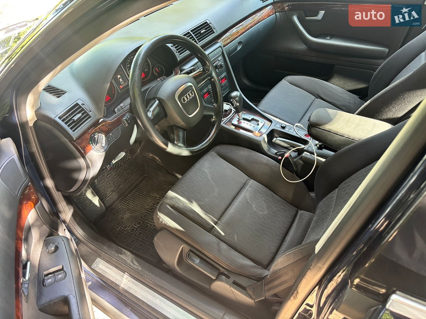 Audi A4 2005 VIN WAUZZZ8E95A573723 фото оголошення 7 з 12