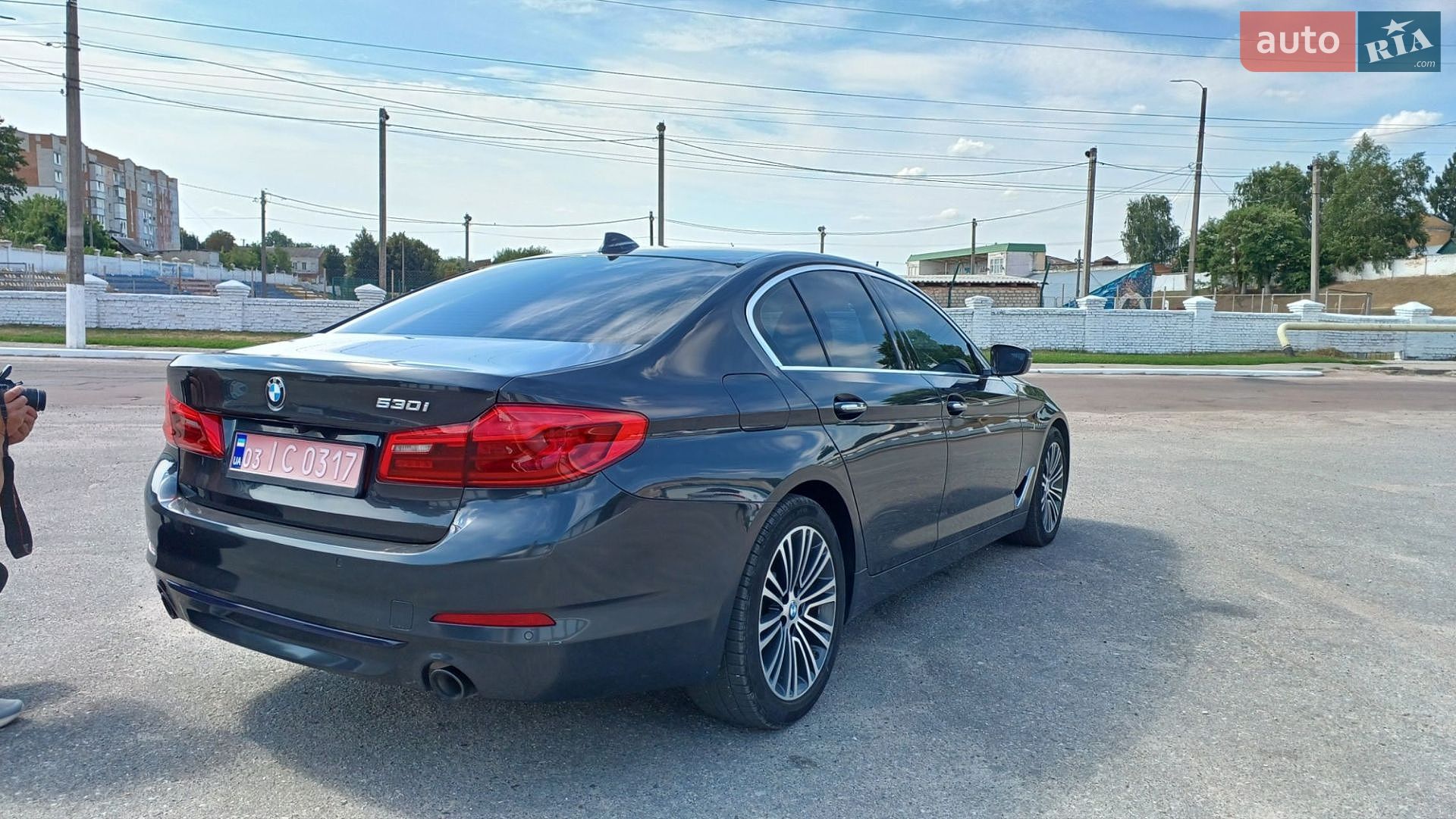 BMW 5 Series 2018 VIN WBAJA5C55JWA36853 фото оголошення 9 з 28