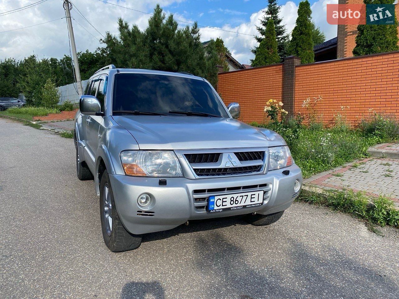 Mitsubishi Pajero Wagon 2005 VIN JMYLRV73W5J710738 фото оголошення 4 з 14