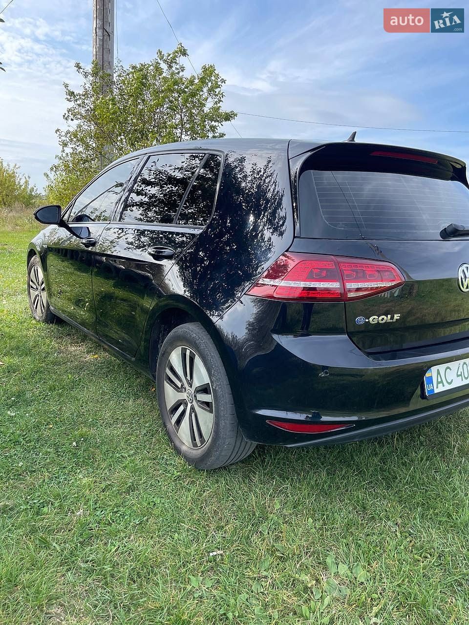 Volkswagen Golf 2014 VIN WVWZZZAUZFW902334 фото оголошення 2 з 13