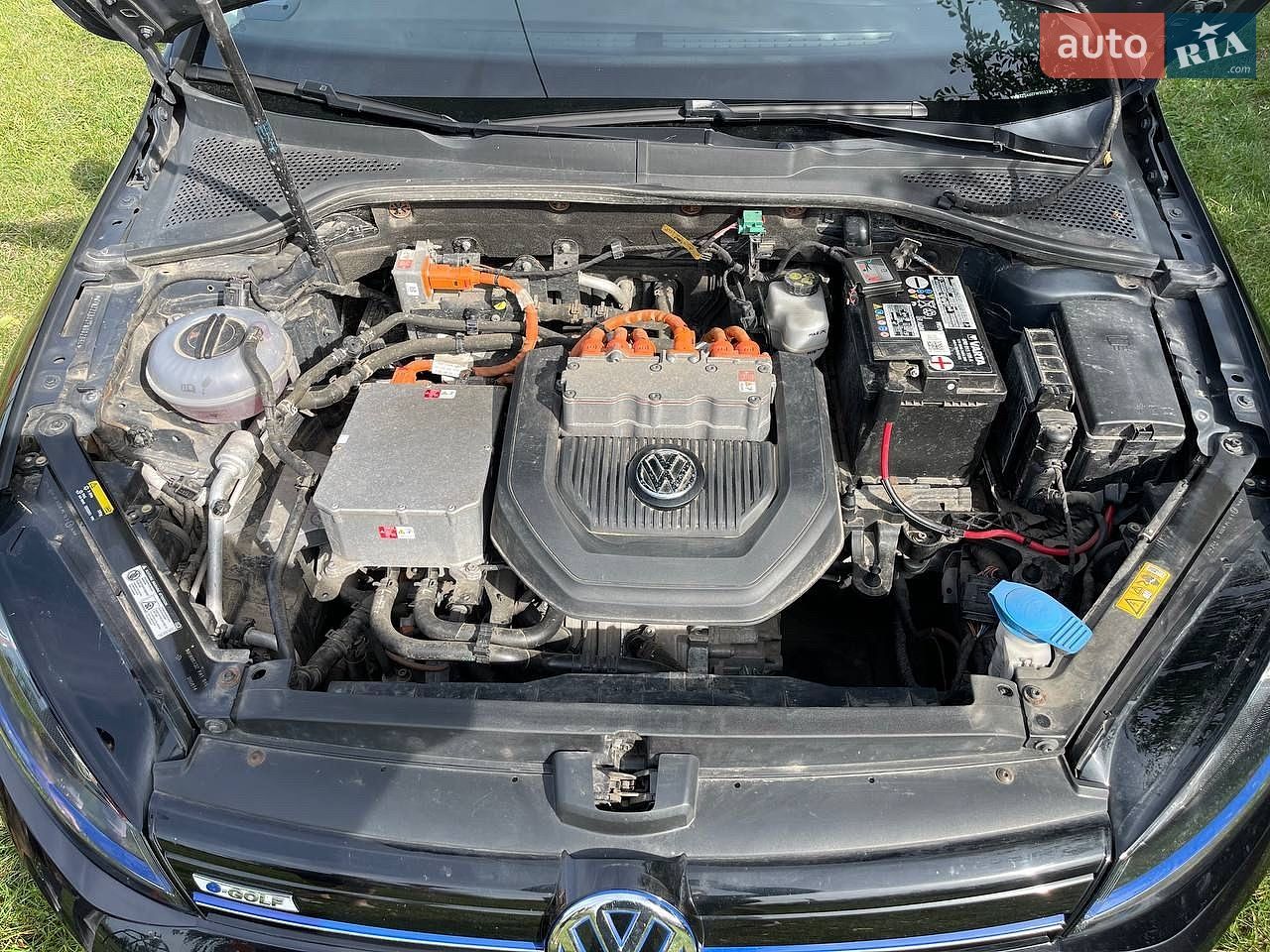 Volkswagen Golf 2014 VIN WVWZZZAUZFW902334 фото оголошення 7 з 13
