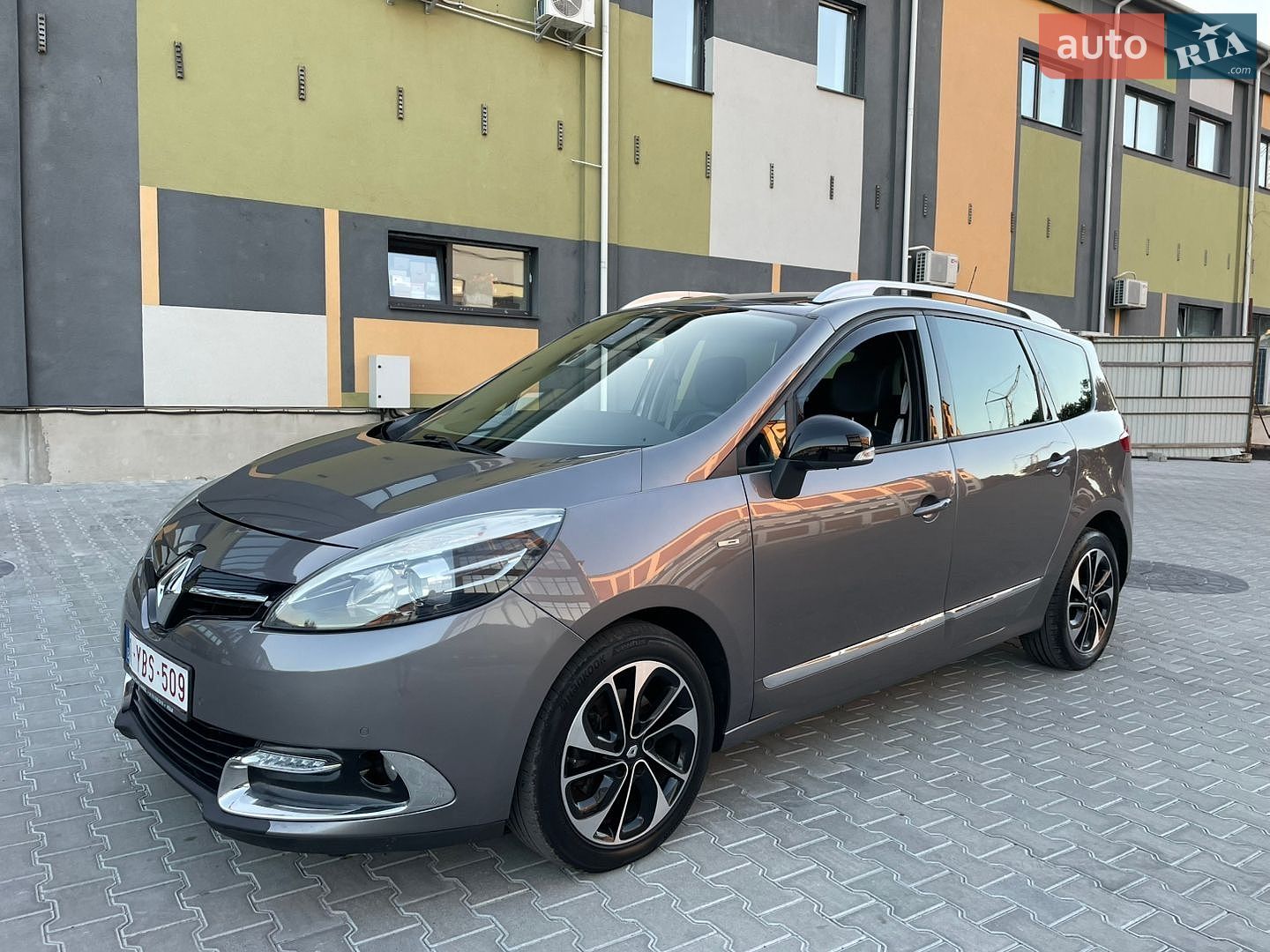 Renault Grand Scenic 2015 VIN VF1JZS0AE52136124 фото оголошення 2 з 29