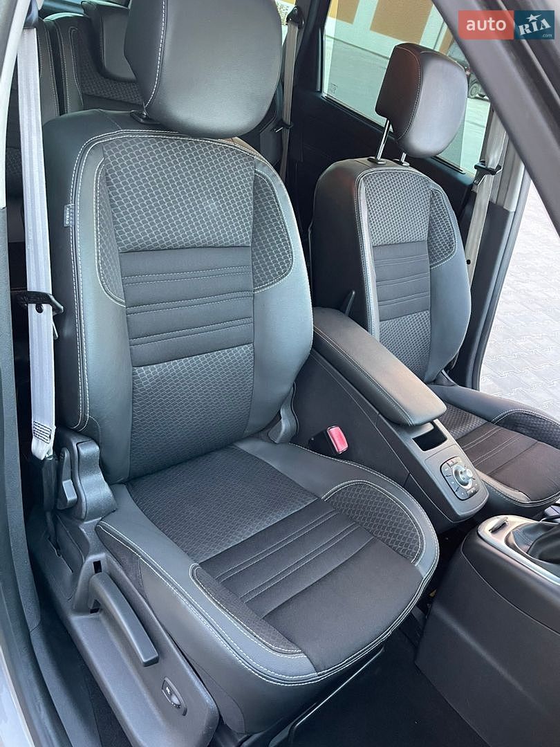Renault Grand Scenic 2015 VIN VF1JZS0AE52136124 фото оголошення 17 з 29