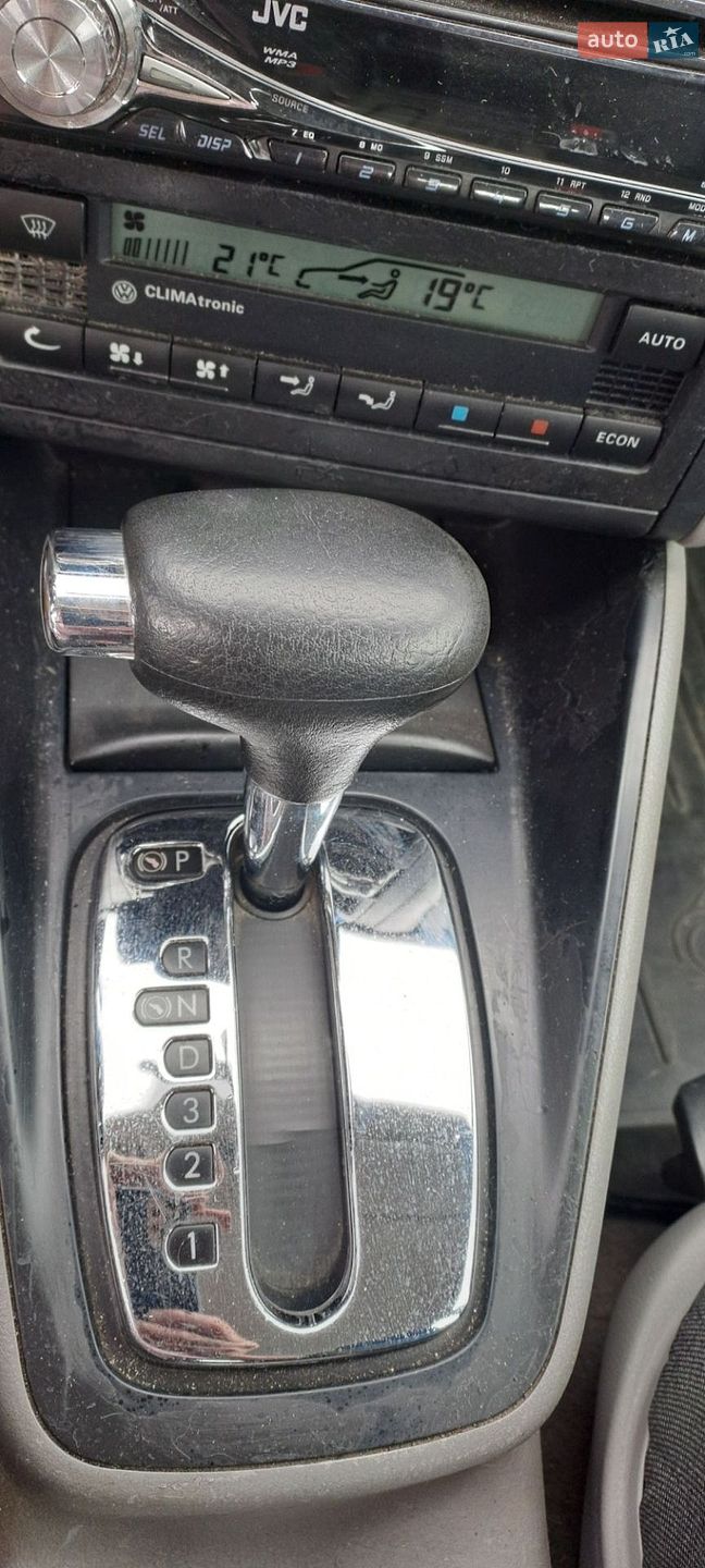 Volkswagen Golf 2000 VIN WVWZZZ1JZ1W244678 фото оголошення 10 з 11