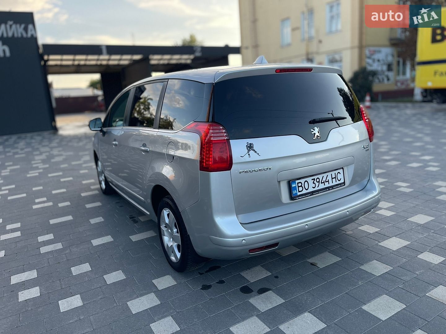 Peugeot 5008 2013 VIN VF30E9HD8DS081728 фото оголошення 10 з 51