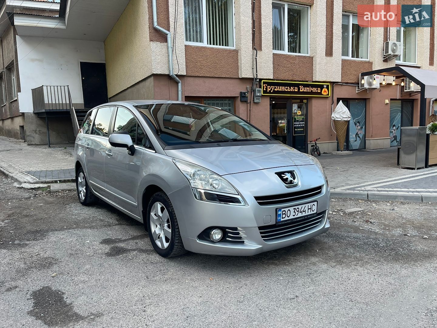 Peugeot 5008 2013 VIN VF30E9HD8DS081728 фото оголошення 2 з 55
