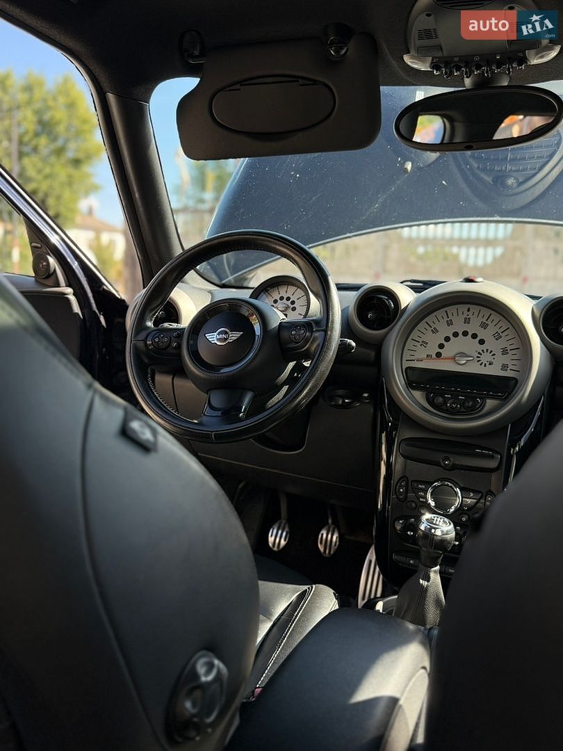 Mini Cooper 2011 VIN WMWZC5C54BWM10316 фото оголошення 16 з 33