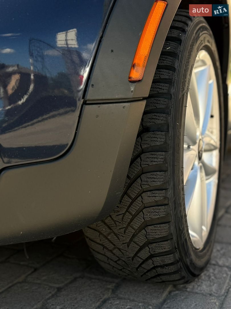 Mini Cooper 2011 VIN WMWZC5C54BWM10316 фото оголошення 23 з 33
