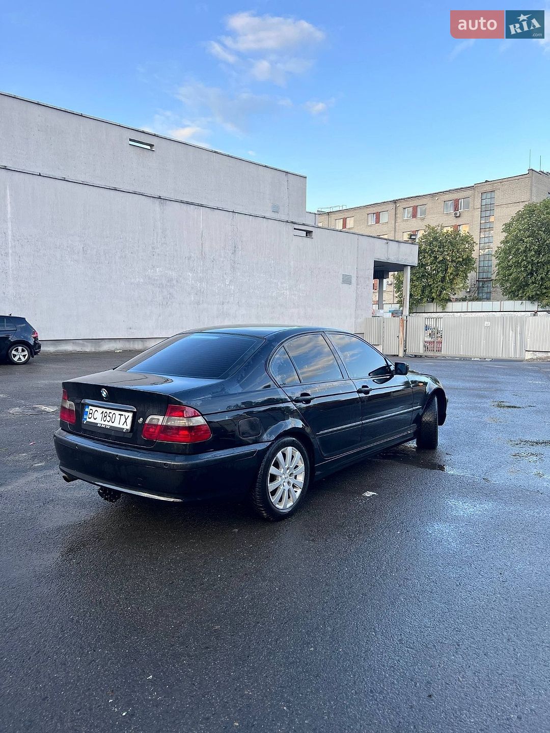 BMW 3 Series 2004 VIN WBAEY71060KS60247 фото оголошення 12 з 12
