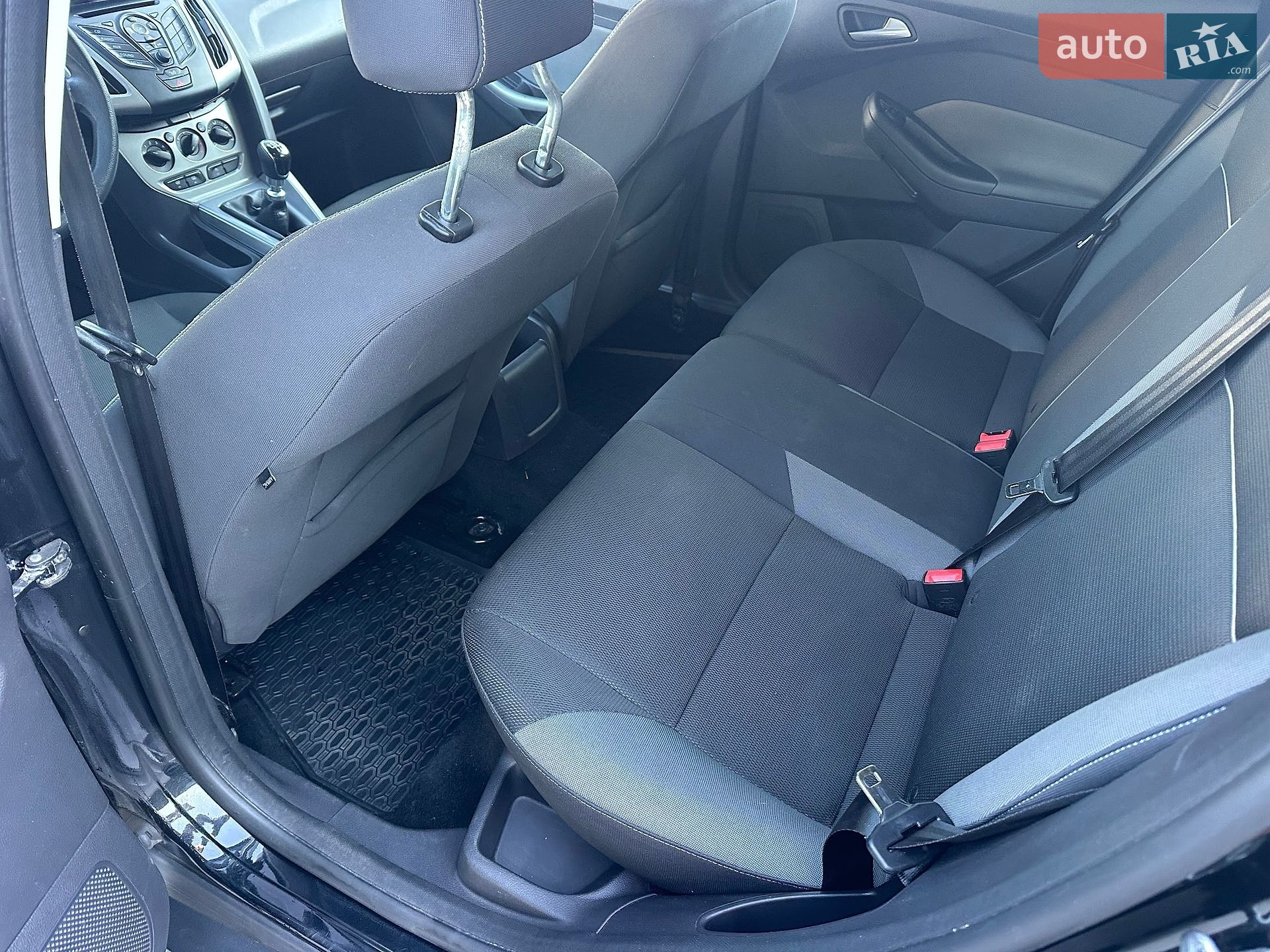 Ford Focus 2011 VIN WF0KXXGCBKBK56608 фото оголошення 10 з 13