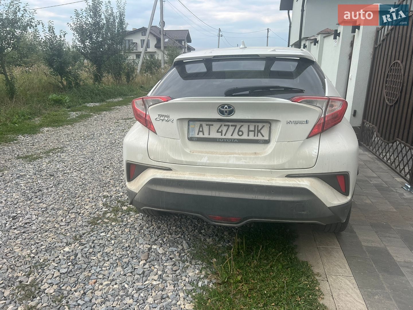 Toyota C-HR 2019 VIN NMTKZ3BX00R304936 фото оголошення 2 з 15