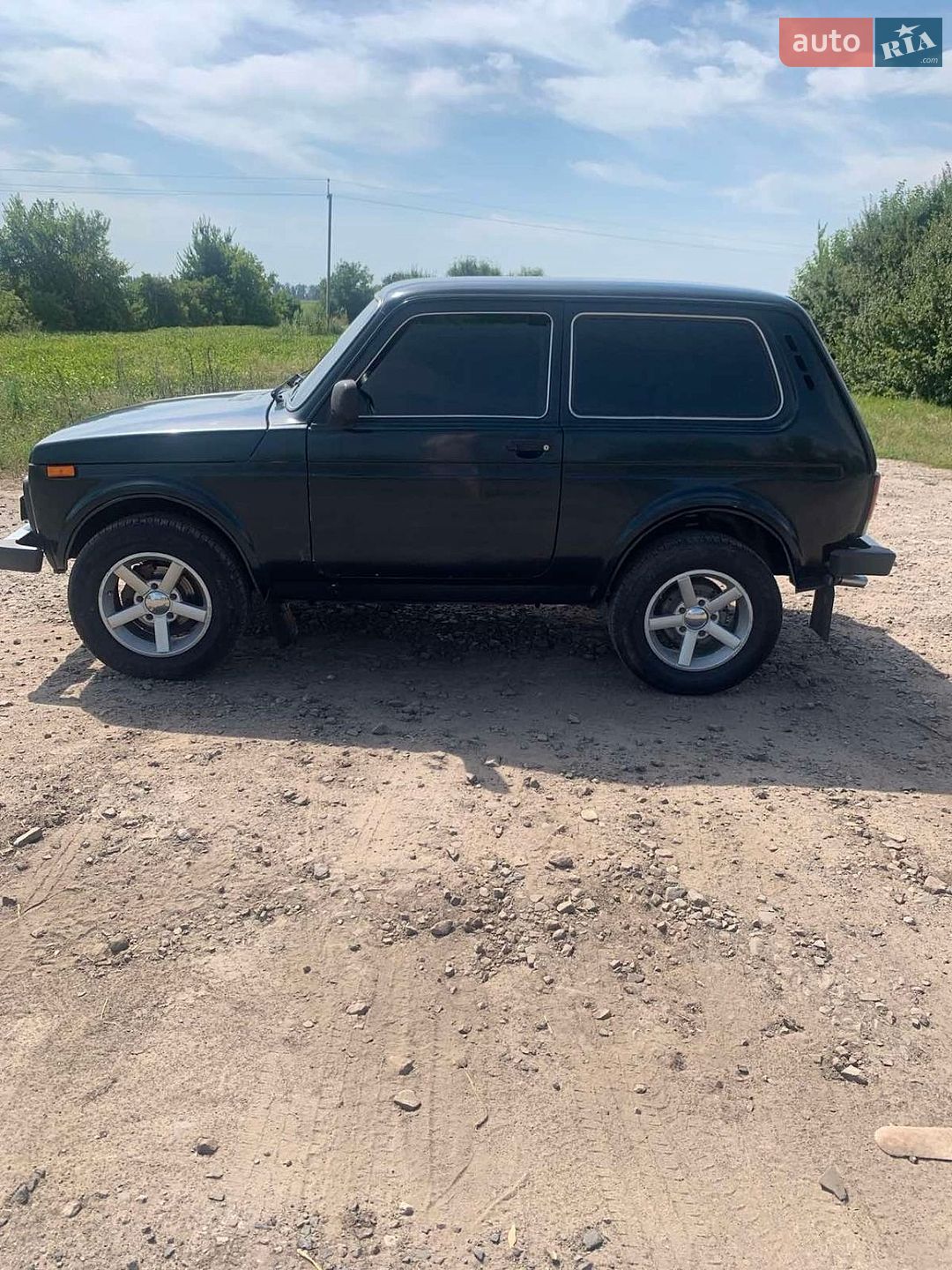 ВАЗ / Lada 21214 / 4x4 2015 VIN XTA212140F2216307 фото оголошення 5 з 8
