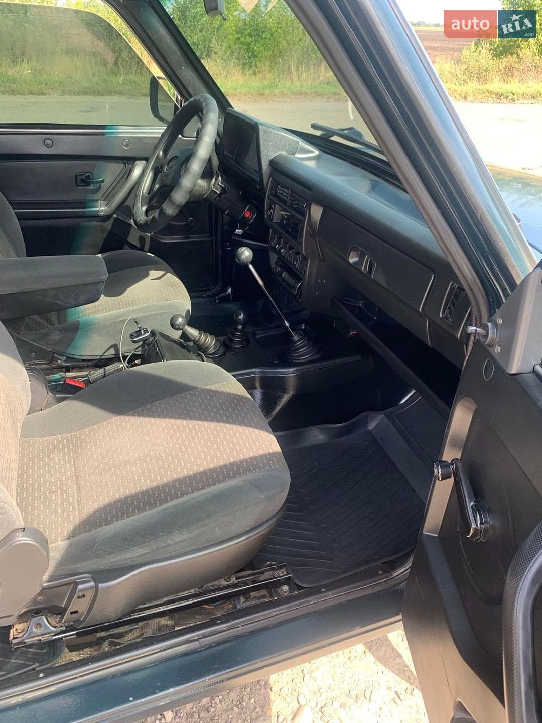 ВАЗ / Lada 21214 / 4x4 2015 VIN XTA212140F2216307 фото оголошення 6 з 8