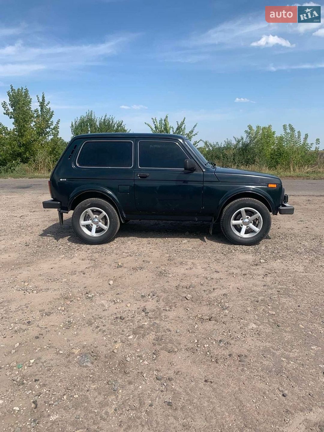 ВАЗ / Lada 21214 / 4x4 2015 VIN XTA212140F2216307 фото оголошення 4 з 8