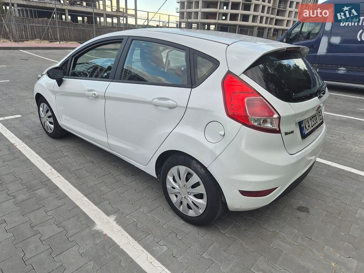 Ford Fiesta 2016 VIN WF0DXXGAKDGA79946 фото оголошення 5 з 12