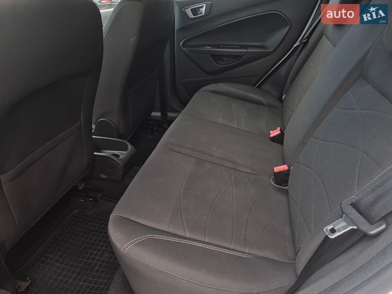 Ford Fiesta 2016 VIN WF0DXXGAKDGA79946 фото оголошення 11 з 12