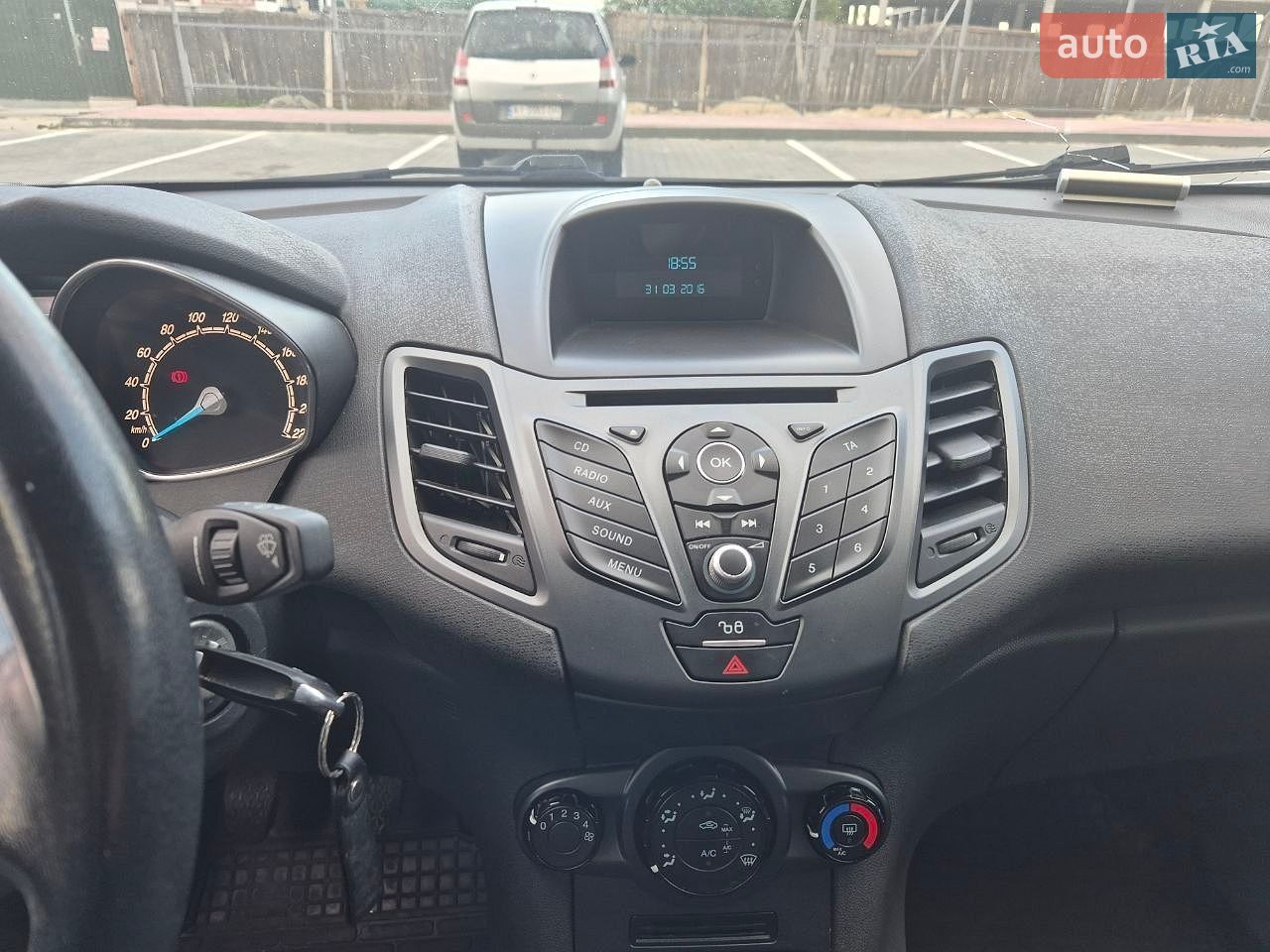 Ford Fiesta 2016 VIN WF0DXXGAKDGA79946 фото оголошення 9 з 12