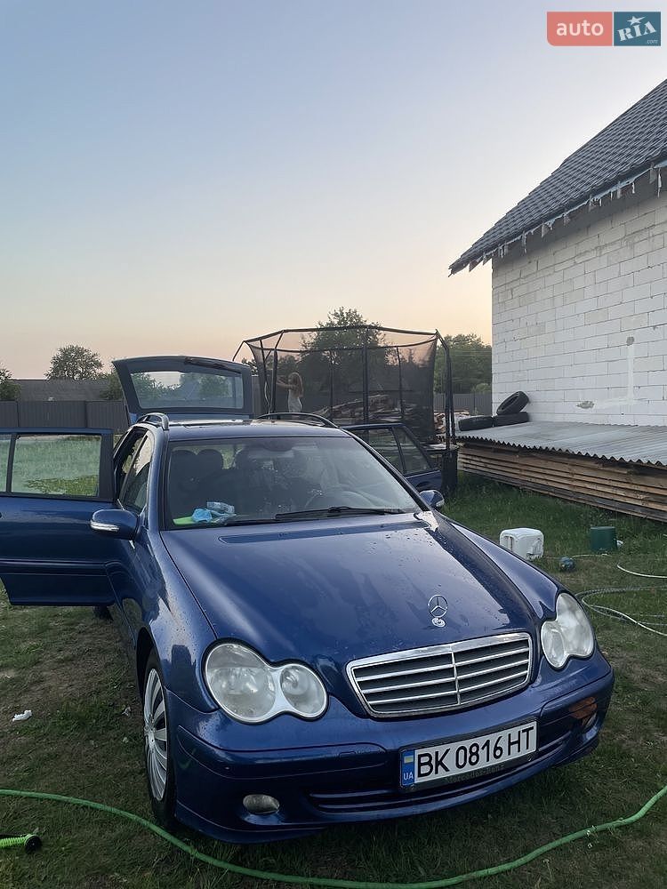 Mercedes-Benz C-Class 2004 VIN WDB2032081F653841 фото оголошення 7 з 9