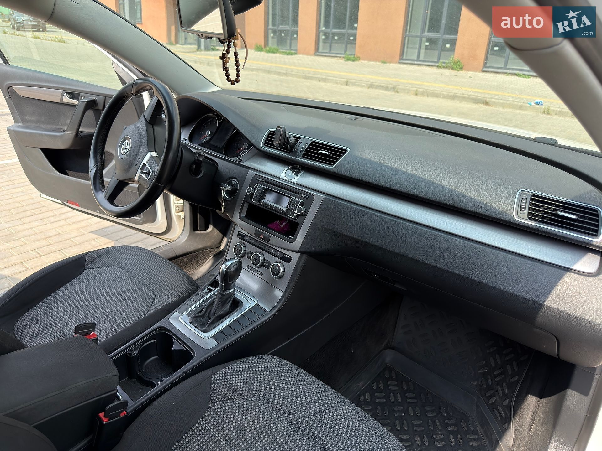 Volkswagen Passat 2014 VIN WVWZZZ3CZEE144046 фото оголошення 13 з 16