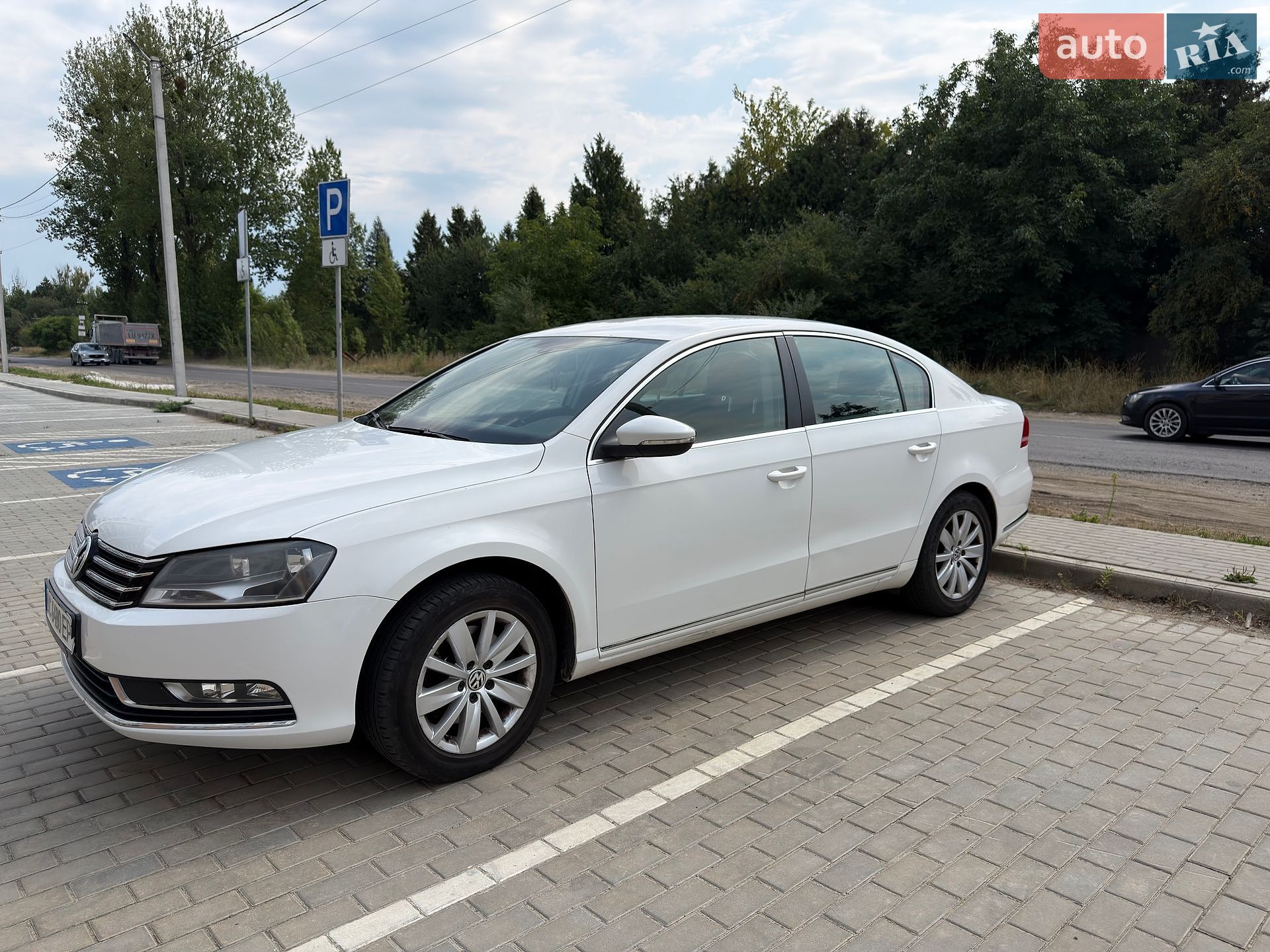 Volkswagen Passat 2014 VIN WVWZZZ3CZEE144046 фото оголошення 6 з 16