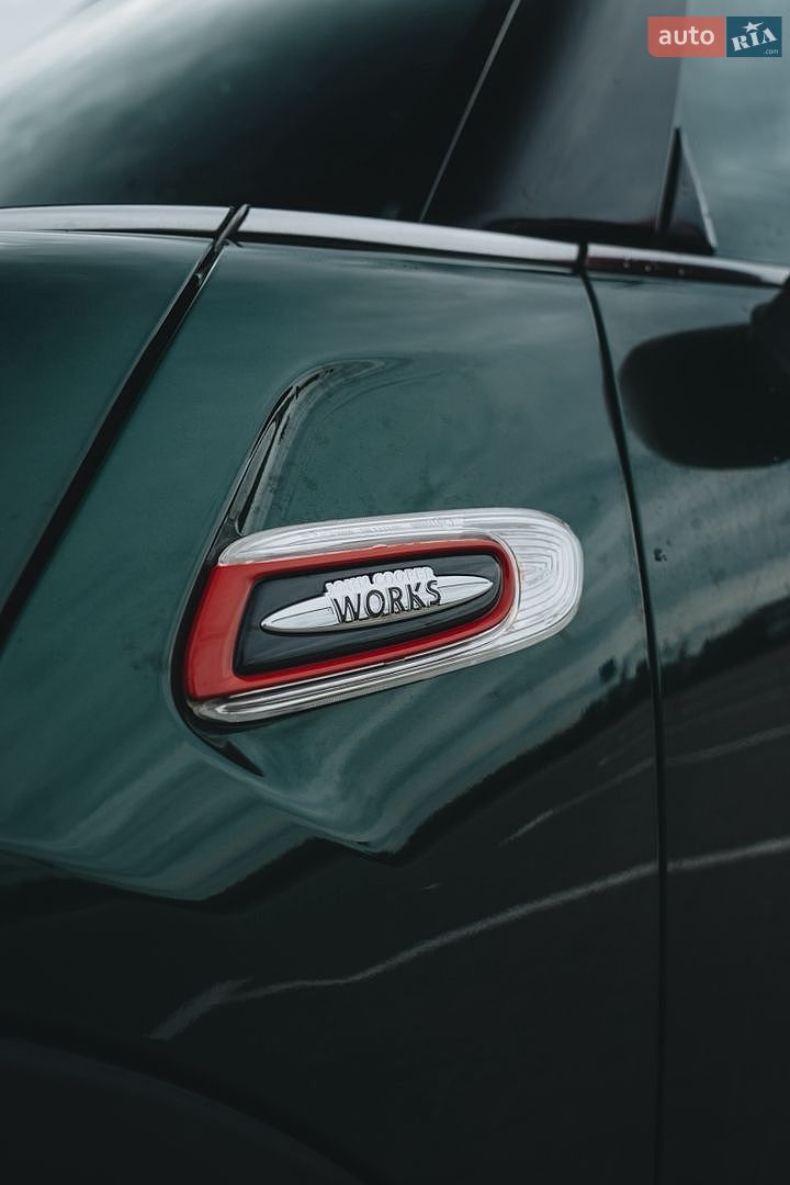 Mini Hatch 2017 VIN WMWXM910802F98557 фото оголошення 10 з 31