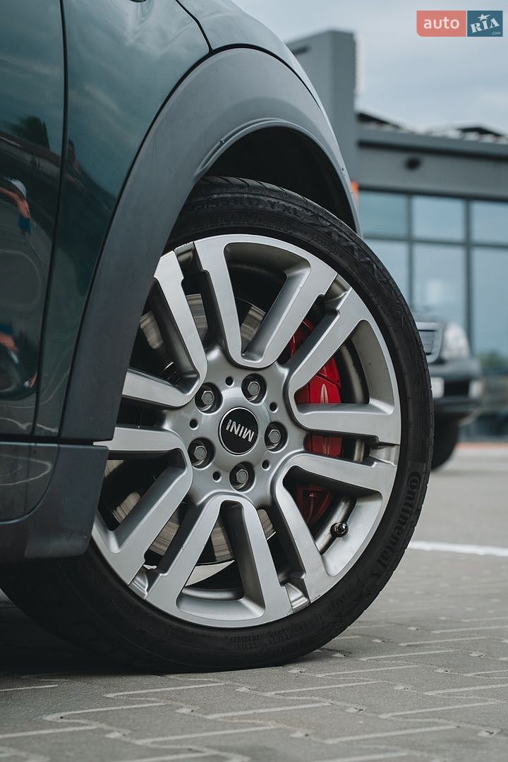 Mini Hatch 2017 VIN WMWXM910802F98557 фото оголошення 15 з 31