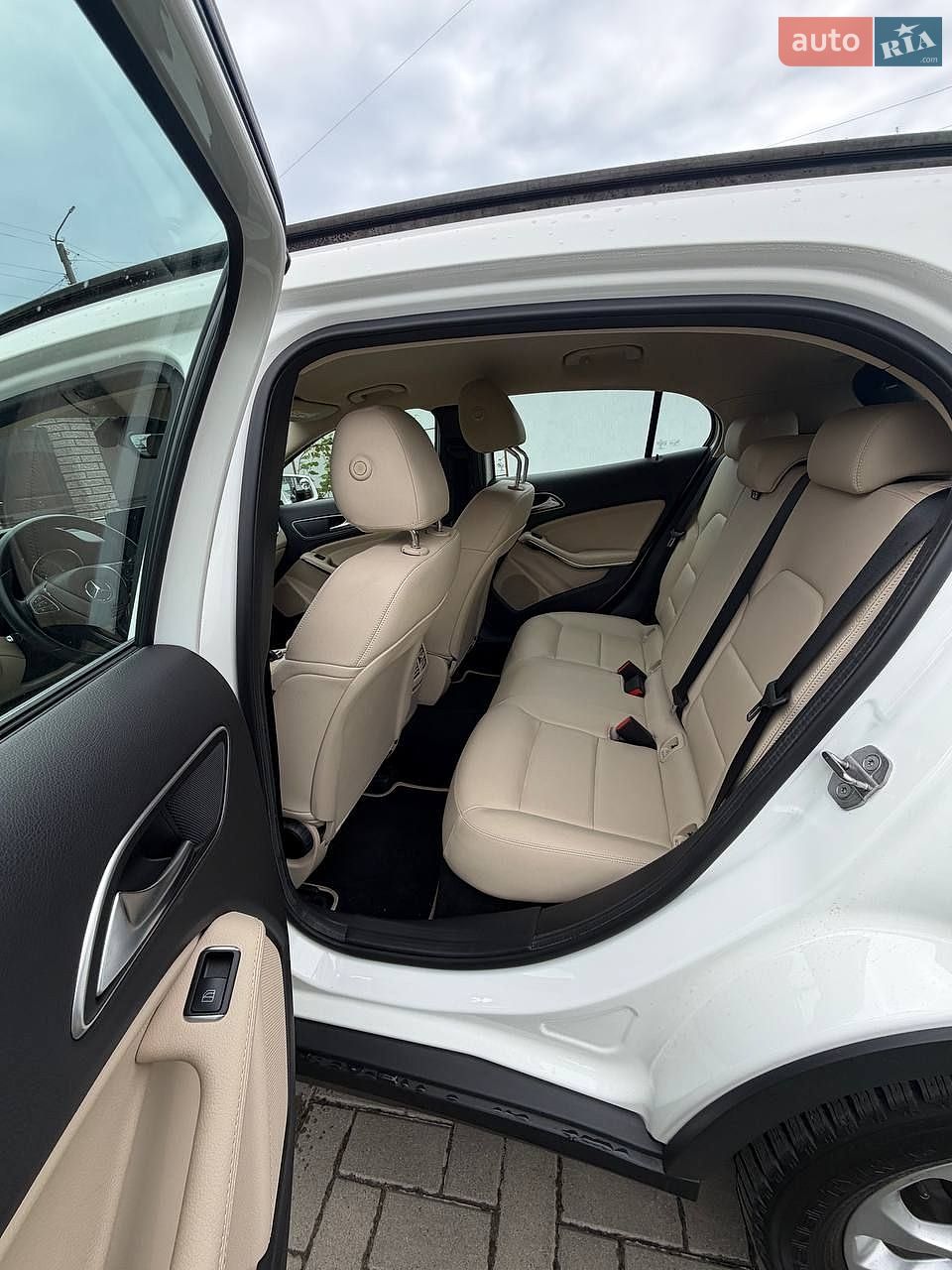 Mercedes-Benz GLA-Class 2019 VIN WDC1569421J665286 фото оголошення 4 з 7