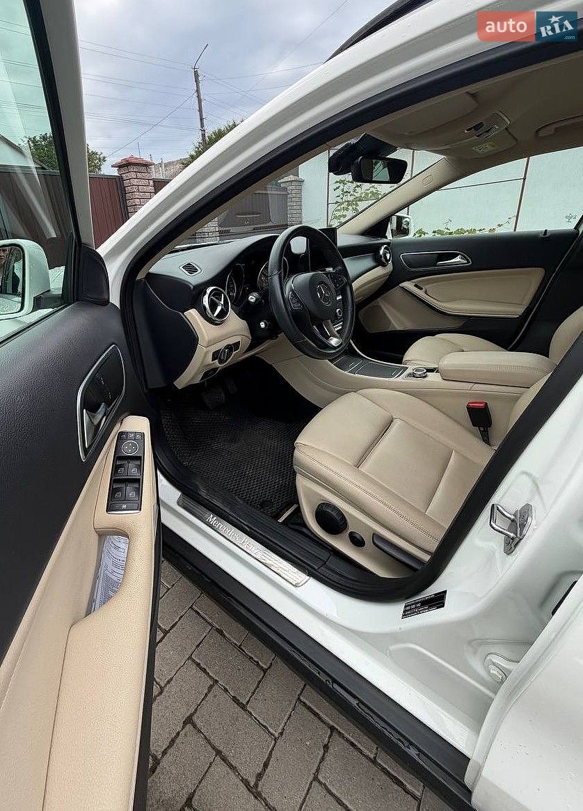 Mercedes-Benz GLA-Class 2019 VIN WDC1569421J665286 фото оголошення 6 з 7